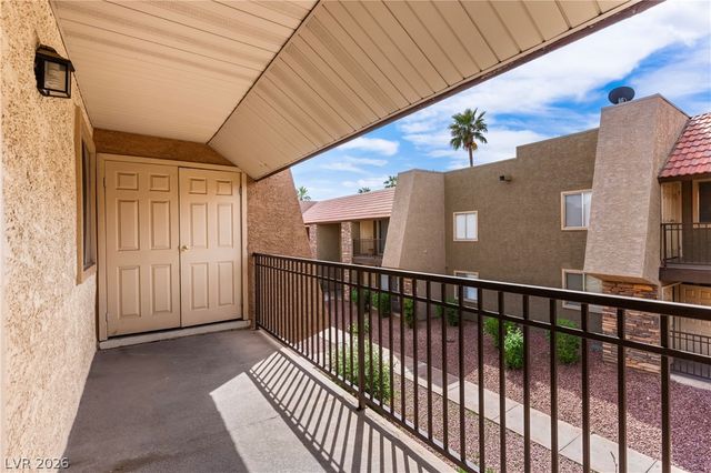4370 Sandy River Drive 24, Las Vegas, NV 89103