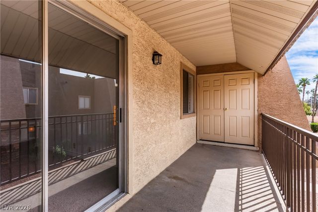 4370 Sandy River Drive 24, Las Vegas, NV 89103