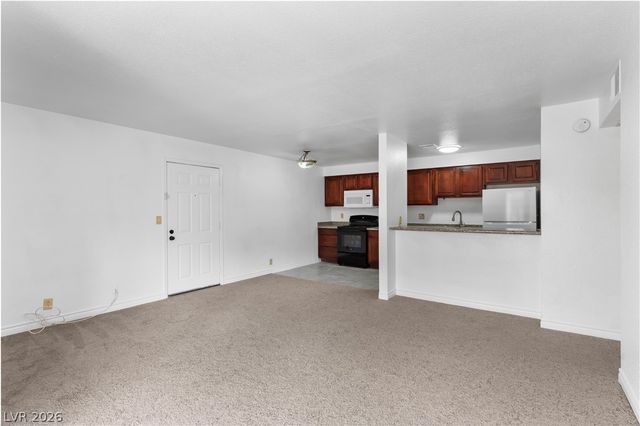 4370 Sandy River Drive 24, Las Vegas, NV 89103