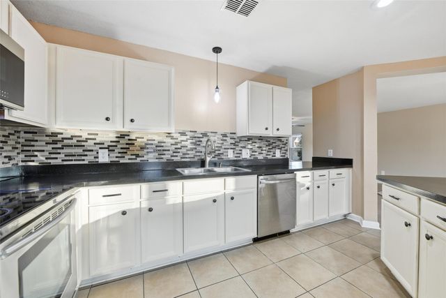 5269 Chessie Circle, Haltom City, TX 76137