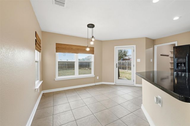 5269 Chessie Circle, Haltom City, TX 76137