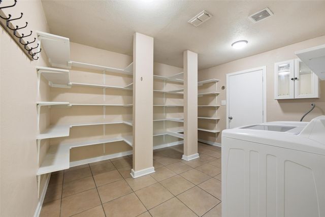 5269 Chessie Circle, Haltom City, TX 76137