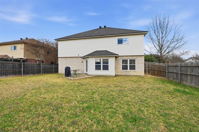 5269 Chessie Circle, Haltom City, TX 76137