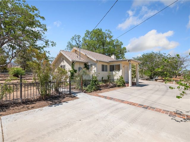 31709 213th Street E, Llano, CA 93544
