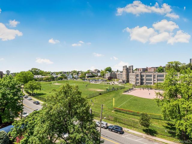230 Pelham Road 2H, New Rochelle, NY 10805