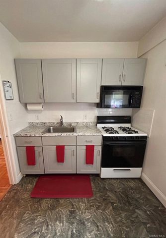 230 Pelham Road 2H, New Rochelle, NY 10805