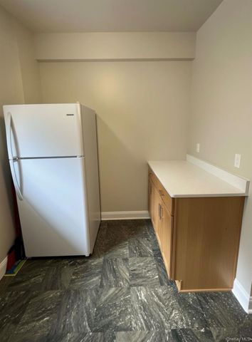 230 Pelham Road 2H, New Rochelle, NY 10805