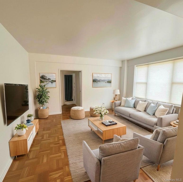 230 Pelham Road 2H, New Rochelle, NY 10805