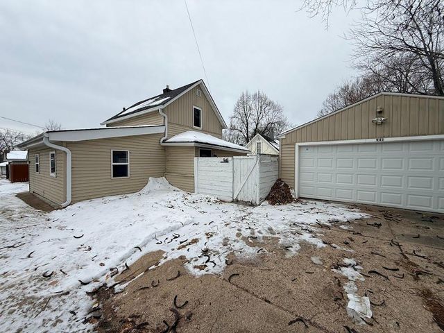 941 Cypress Street, Saint Paul, MN 55106