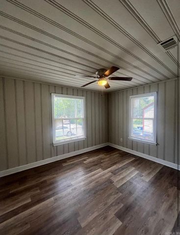 122 & 124 College Park Circle, North Little Rock, AR 72114