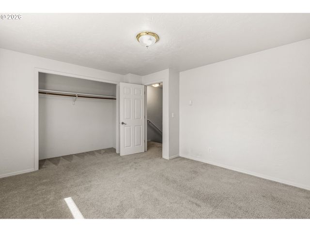 1488 FETTERS Loop, Eugene, OR 97402