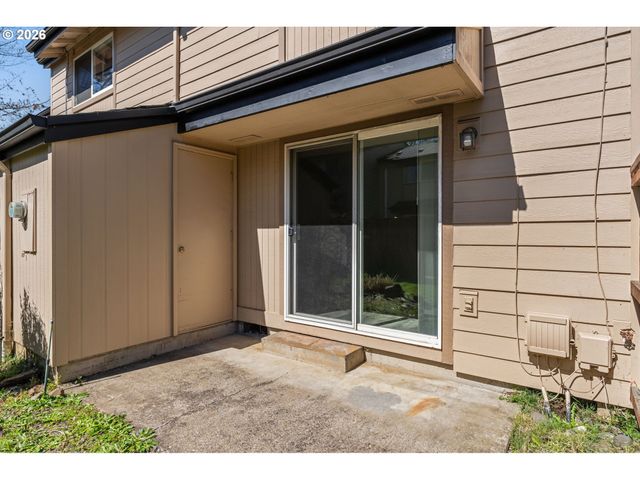 1488 FETTERS Loop, Eugene, OR 97402