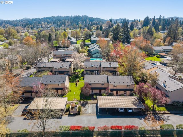 1488 FETTERS Loop, Eugene, OR 97402