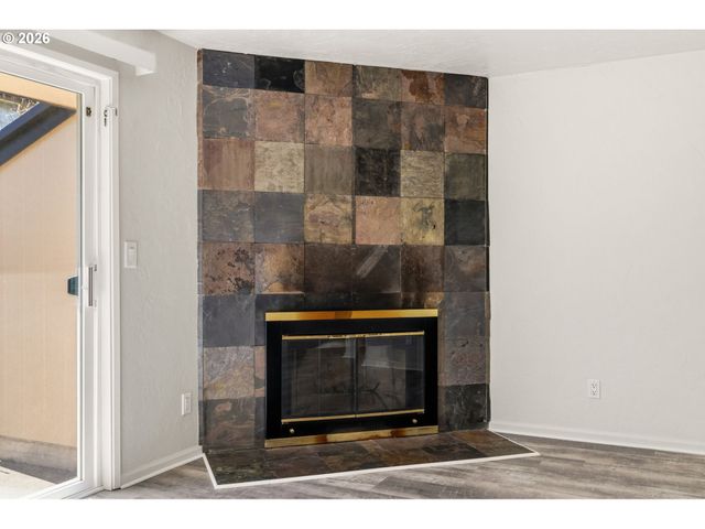 1488 FETTERS Loop, Eugene, OR 97402