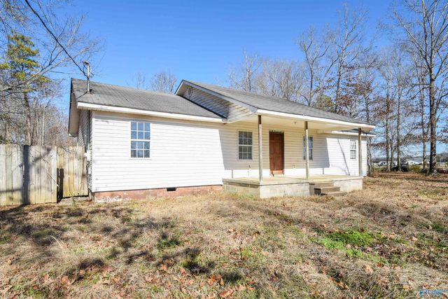 425 College Avenue, New Hope, AL 35760