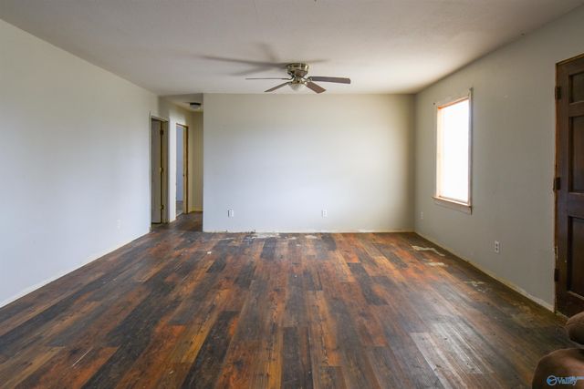 425 College Avenue, New Hope, AL 35760