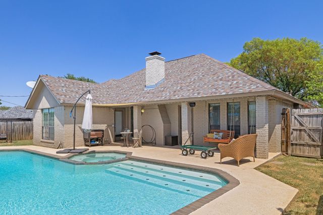 4490 Sweetgum Way, Fort Worth, TX 76133