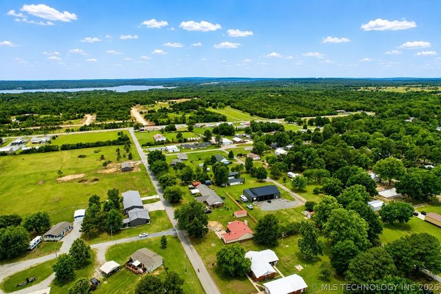 237 Hamilton Road, Eufaula, OK 74432