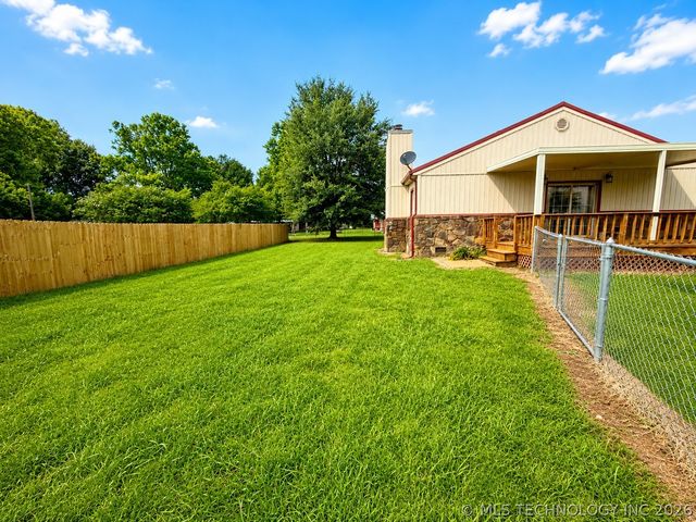 237 Hamilton Road, Eufaula, OK 74432