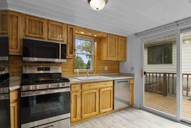 420 Linde Street, Deforest, WI 53532