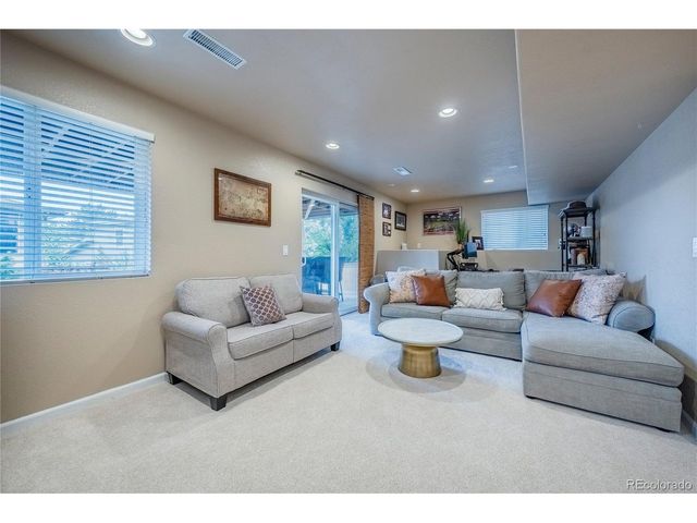 10810 Mountshire Cir, Highlands Ranch, CO 80126