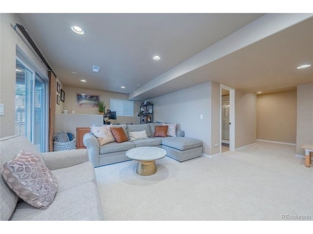 10810 Mountshire Cir, Highlands Ranch, CO 80126