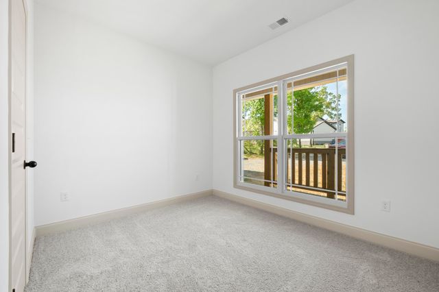 2301 Guinevere Parkway, Chattanooga, TN 37421