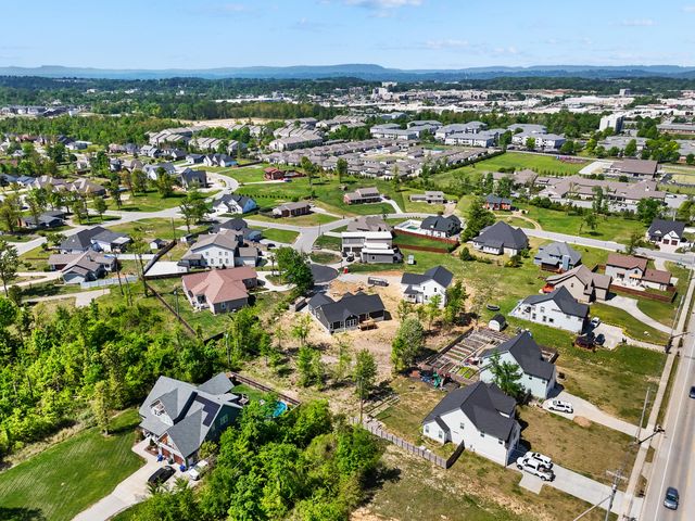 2301 Guinevere Parkway, Chattanooga, TN 37421