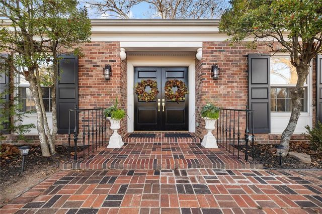 2201 N 58th Street, Fort Smith, AR 72904