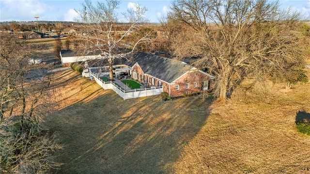 2201 N 58th Street, Fort Smith, AR 72904