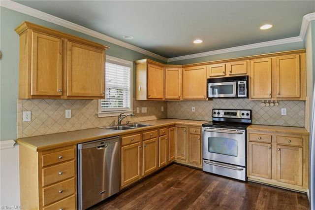 4603 Center Rock Court, Winston-salem, NC 27127