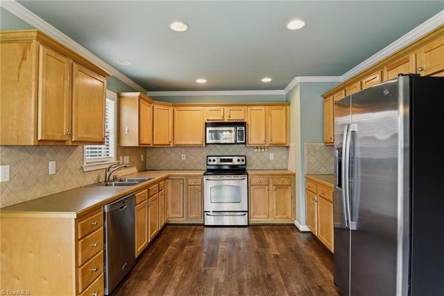 4603 Center Rock Court, Winston-salem, NC 27127