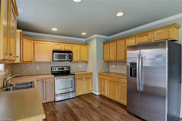 4603 Center Rock Court, Winston-salem, NC 27127