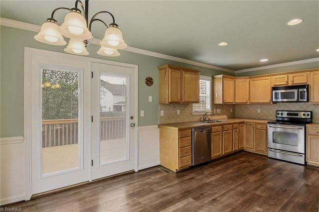 4603 Center Rock Court, Winston-salem, NC 27127