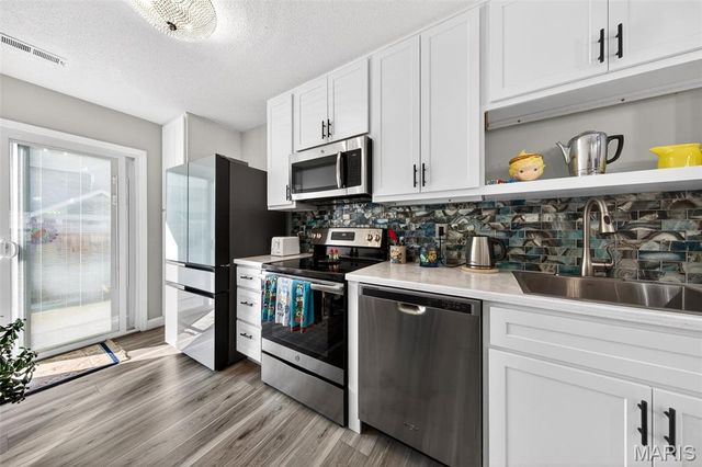 1321 Forest Creek Drive 3, St Charles, MO 63303