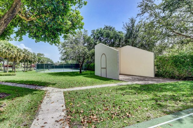 338 Eastwood Terrace, Boca Raton, FL 33431