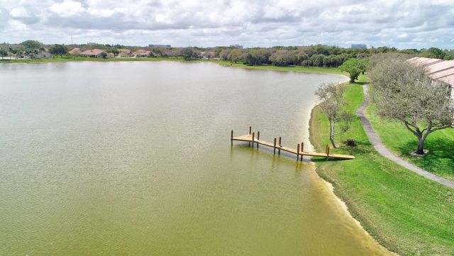 338 Eastwood Terrace, Boca Raton, FL 33431