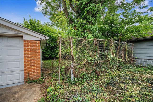804 Oakleaf Drive, Dayton, OH 45417