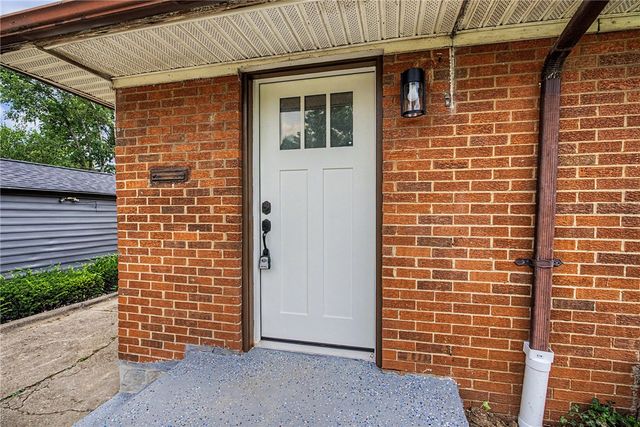 804 Oakleaf Drive, Dayton, OH 45417