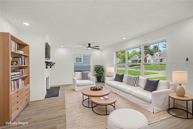 804 Oakleaf Drive, Dayton, OH 45417