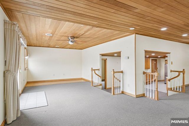 21 Lake Michigan Drive, Little Egg Harbor, NJ 08087