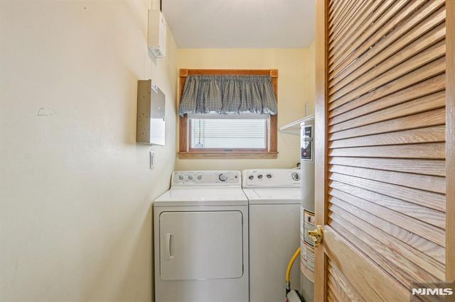 21 Lake Michigan Drive, Little Egg Harbor, NJ 08087