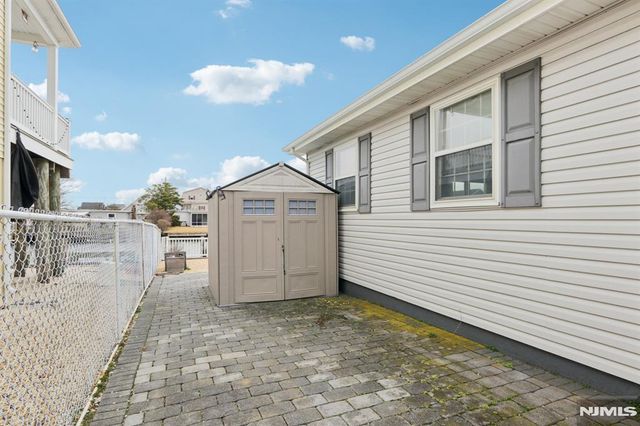 21 Lake Michigan Drive, Little Egg Harbor, NJ 08087