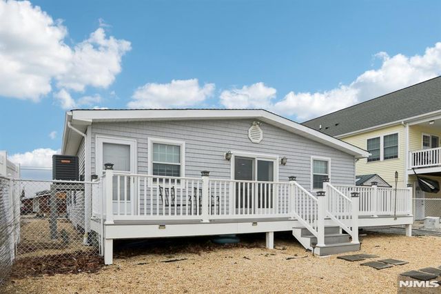 21 Lake Michigan Drive, Little Egg Harbor, NJ 08087