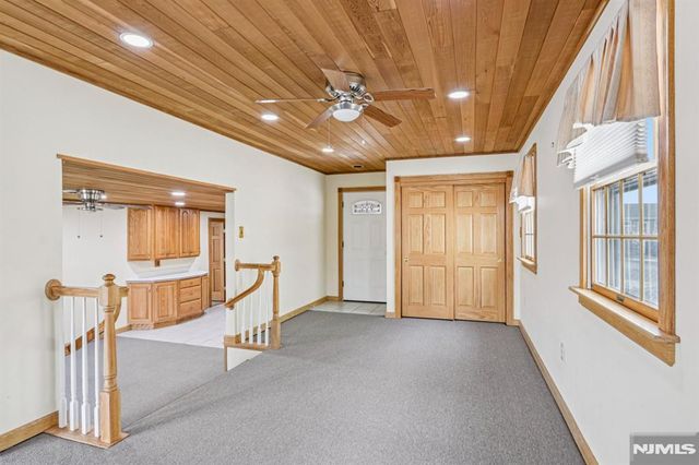 21 Lake Michigan Drive, Little Egg Harbor, NJ 08087