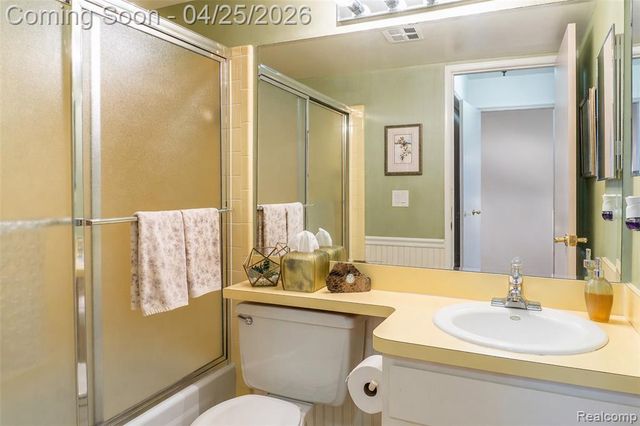 21256 E Glen Haven Circle, Northville, MI 48167