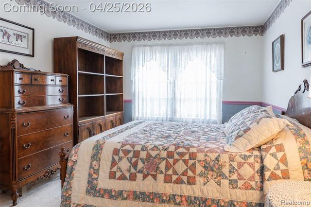 21256 E Glen Haven Circle, Northville, MI 48167