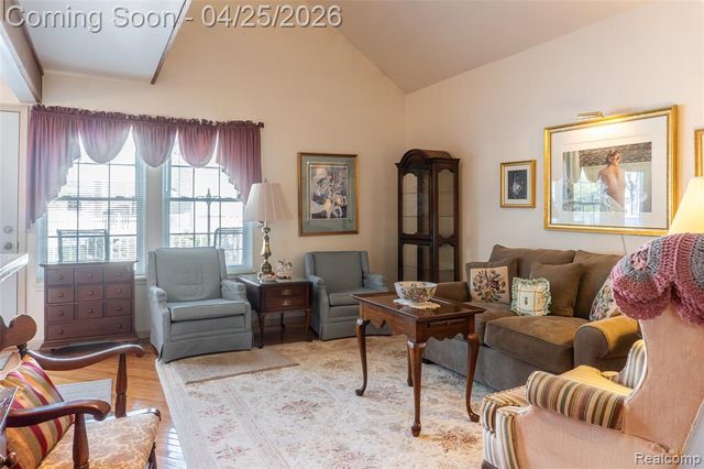 21256 E Glen Haven Circle, Northville, MI 48167