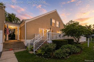 21256 E Glen Haven Circle, Northville, MI 48167
