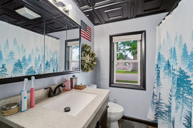 402 W Mamie Eisenhower Avenue, Boone, IA 50036
